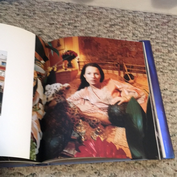 Louis Vuitton Rebonds Hardcover Book ⭐️HOST PICK⭐️ - Picture 6 of 8